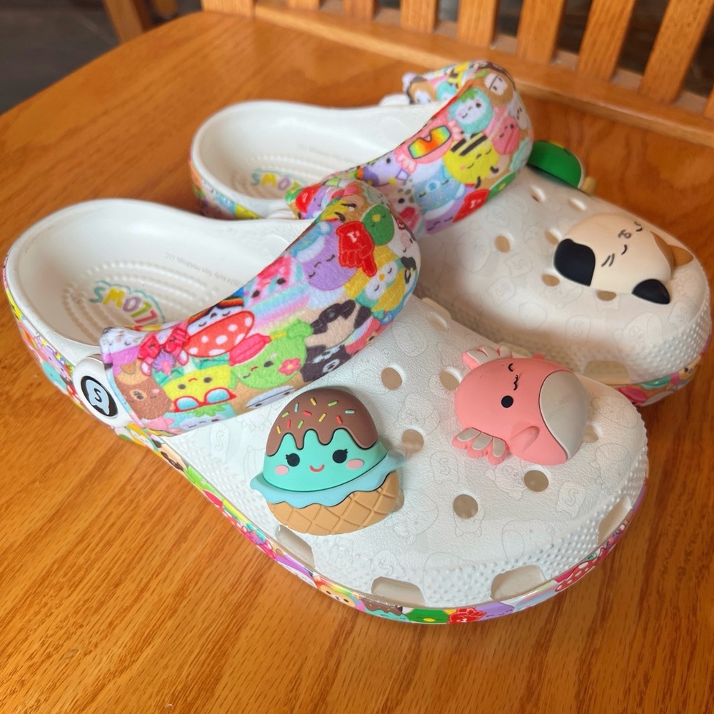 CROCS Kids/Adult Squishmallow Clogs - White and Multicolor